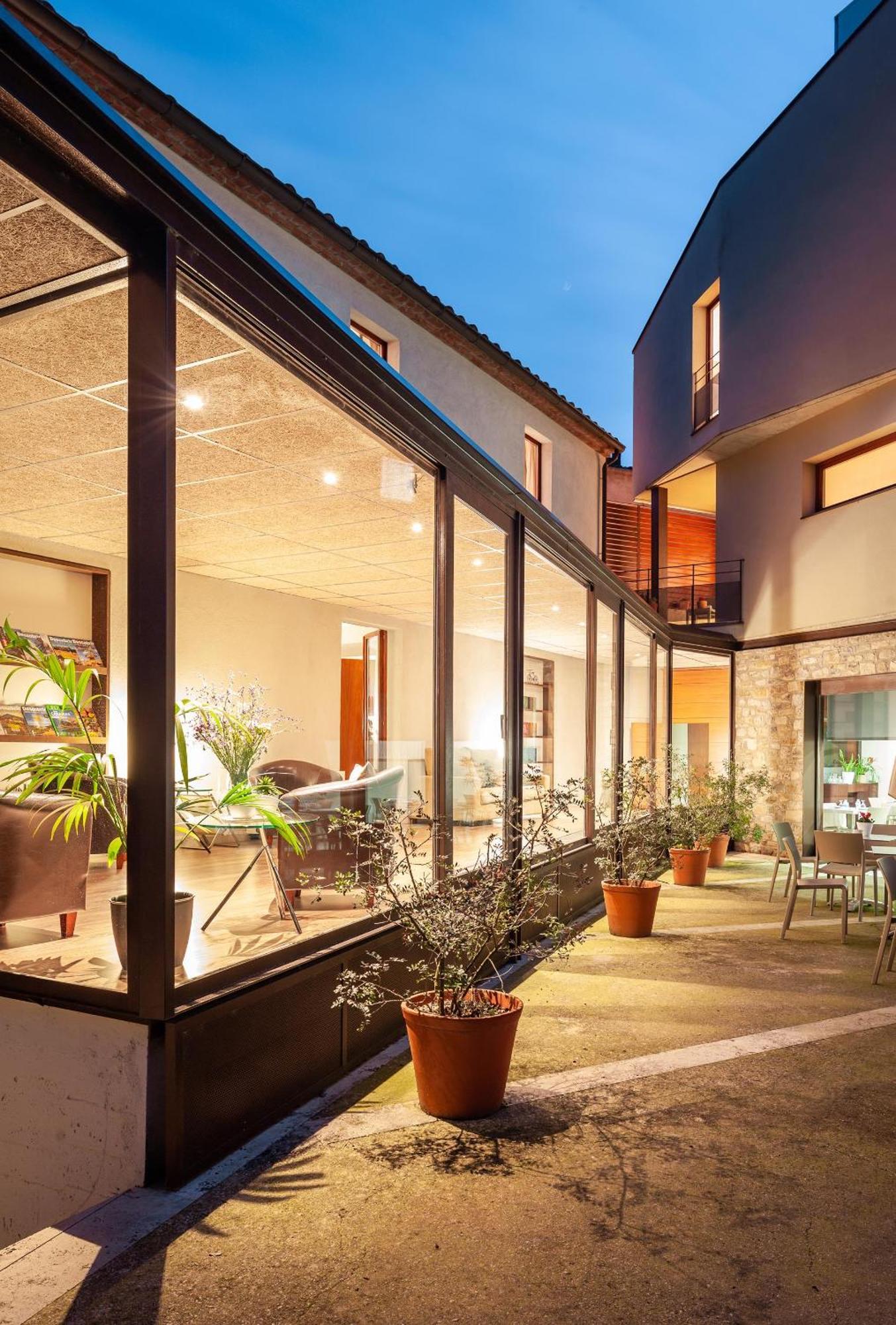 Casa Marcial (Adults Only) Otel Besalú Dış mekan fotoğraf